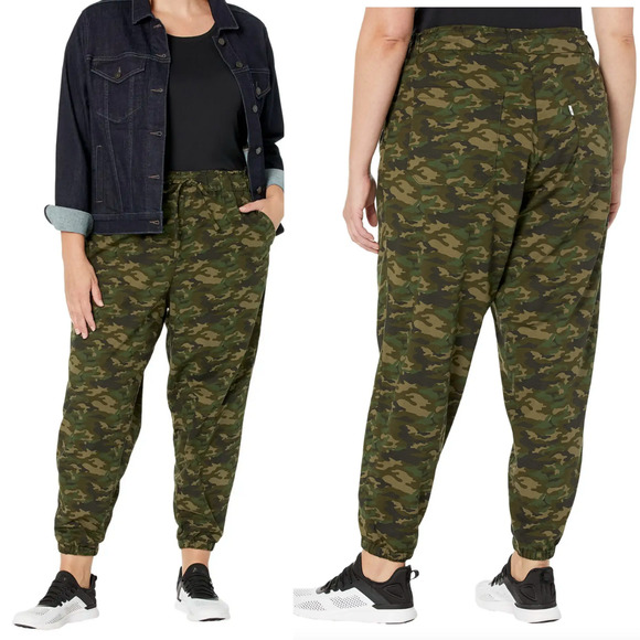 Levi's Womens Comfy Tina Camo Off Duty Joggers NWT Size XL